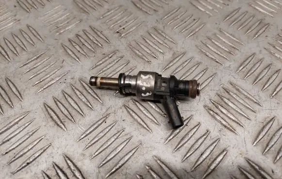 Audi A7 S7 4G Fuel injector 3079036N
