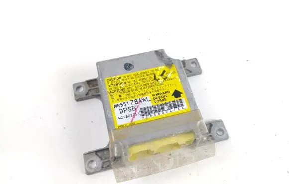 Mitsubishi Pajero Airbag control unit/module MR551784