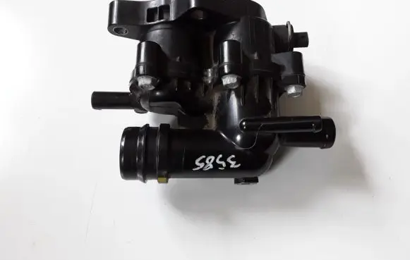 Thermostat/thermostat housing