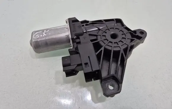 Rear door window regulator motor