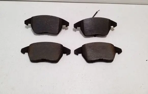 Skoda Superb B6 (3T) Brake pads (front) 