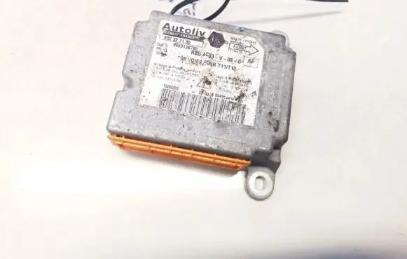 Peugeot 206 Airbag control unit/module 9650136780 6023327100