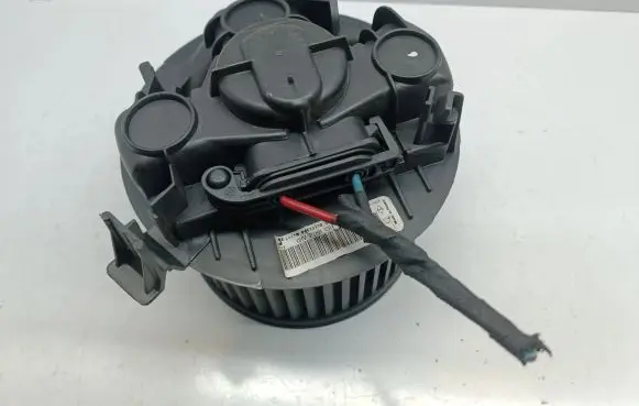 Nissan Micra Heater fan/blower F667217D GMVP1MMCH