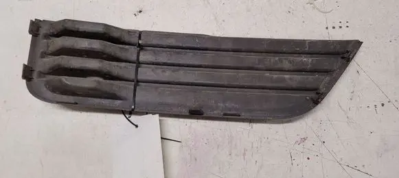 Ford Focus Front bumper lower grill 4M5119953BE