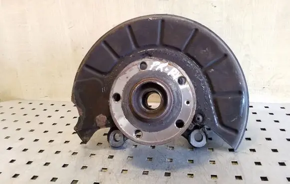 Skoda Superb B6 (3T) Front wheel hub