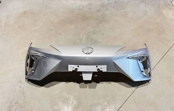 MG MG4 ev Front bumper P11183326