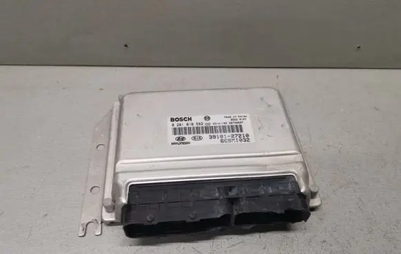 Hyundai Santa Fe Engine control unit/module 0281010582 3910127210