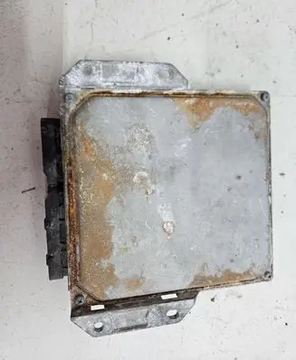 Renault Scenic I Engine control unit/module 8973521855 2758002253