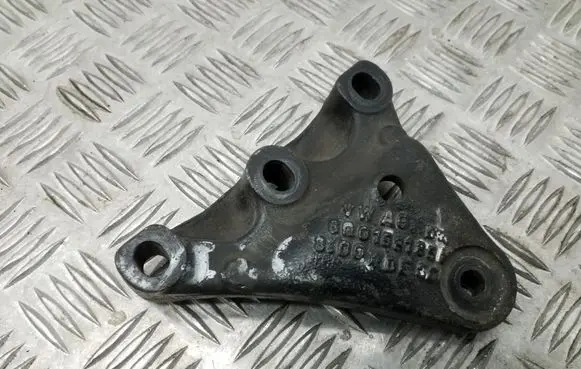 Skoda Fabia Mk2 (5J) Engine mounting bracket 6Q0199185