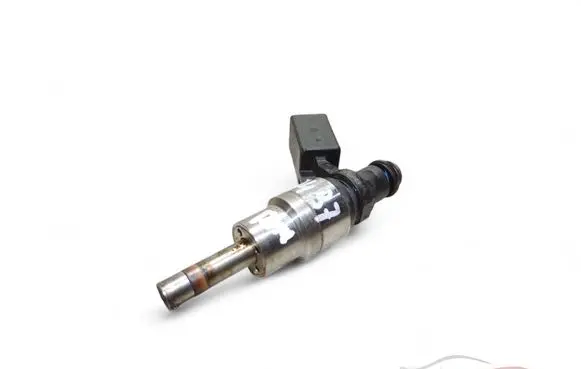 Audi A4 S4 B7 8E 8H Fuel injector 06F906036A 0261500020