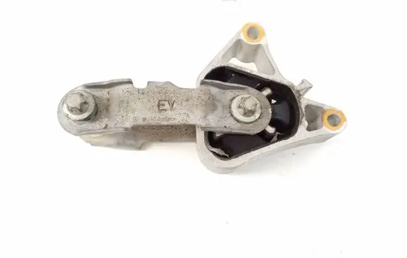 Engine mount bracket