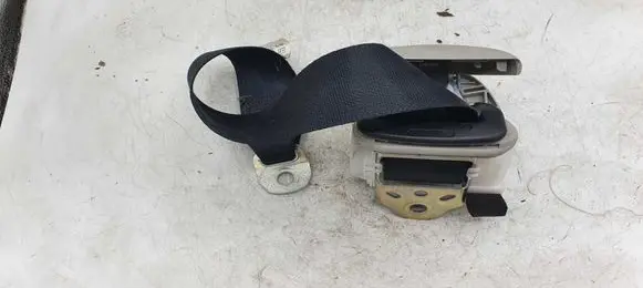 Toyota Corolla Verso AR10 Third row seat belt H073811