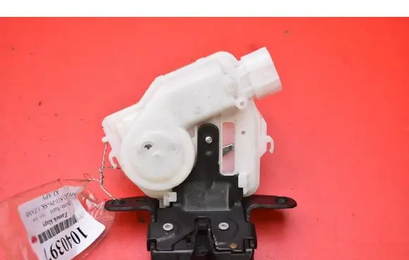 Toyota Auris E180 Tailgate/trunk/boot lock/catch/latch 