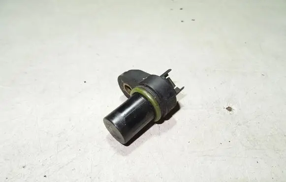 BMW 5 GT F07 Camshaft position sensor 7558518