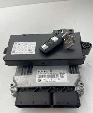 BMW 3 E92 E93 Engine ECU kit and lock set 0281015130 7811151 170079817