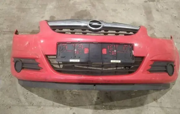Opel Corsa D Front bumper RAUDONAS