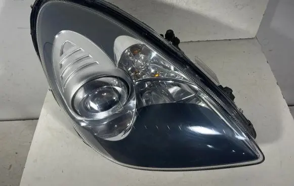Mercedes-Benz SLK R171 Headlight/headlamp A1718202061KZ