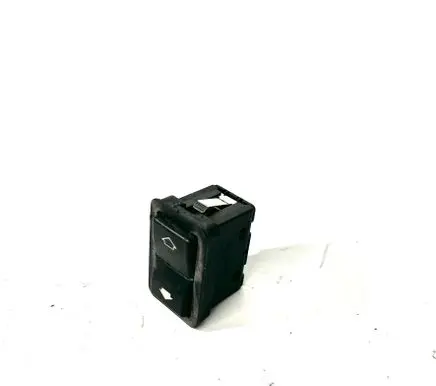 BMW 5 E39 Electric window control switch 8368974