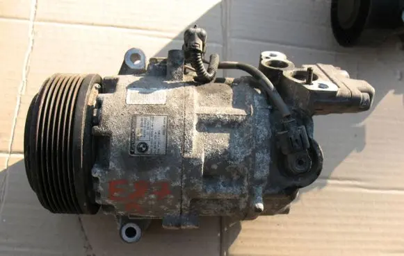 BMW 1 E81 E87 Air conditioning (A/C) compressor (pump) 90156820