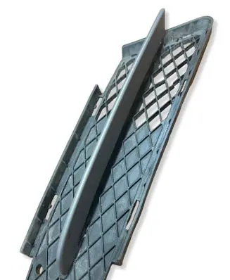 BMW 3 E90 E91 Front bumper lower grill 7134082