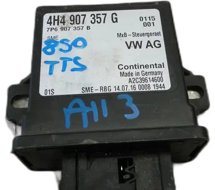 Audi TT TTS RS Mk3 8S Trunk lid opening control unit 