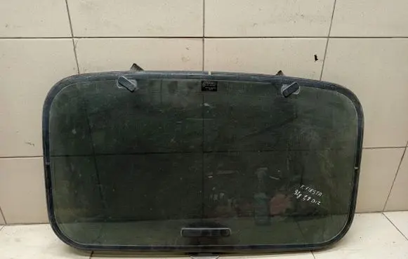 Ford Fiesta Sunroof glass 