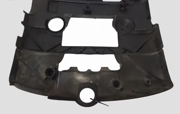 BMW 5 F10 F11 Engine cover (trim) 13717802847 1125010
