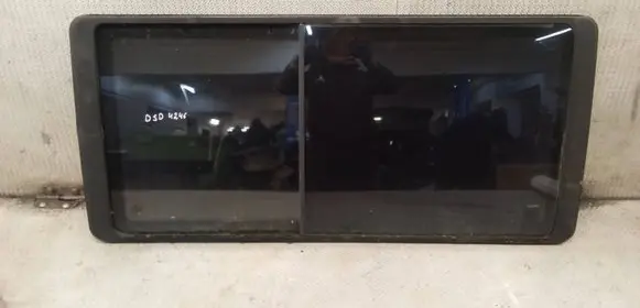 Volkswagen Transporter - Caravelle T4 Sliding door window/glass 