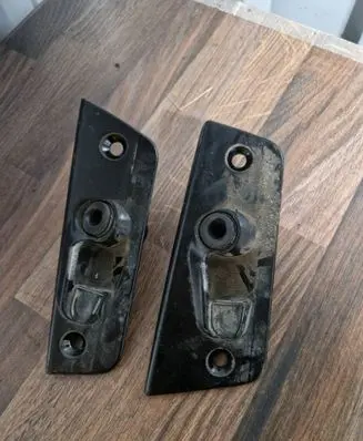 Volkswagen Transporter - Caravelle T5 Loading door lock loop/hook striker 7H0843638C