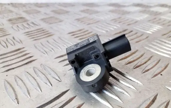 KIA Sorento Airbag deployment crash/impact sensor 959302P000