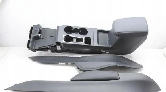 Ford Focus Panel drawer/shelf pad 