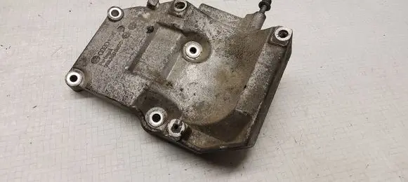 Audi A4 S4 B6 8E 8H Engine mounting bracket 038260885C