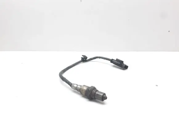 BMW 2 F46 Lambda probe sensor 8572800 0281004432