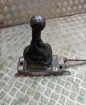 Seat Altea Gear shifter/selector 1K0711049AS 08926 49065P2755640