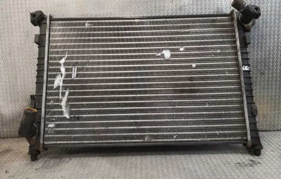 Mini One - Cooper R50 - 53 Coolant radiator
