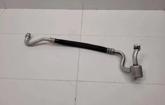 Nissan X-Trail T32 Air conditioning (A/C) pipe/hose 924804CE3A