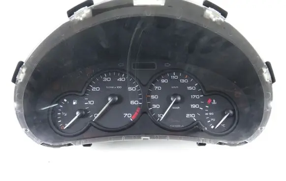 Peugeot 206 Speedometer (instrument cluster) 9643401280