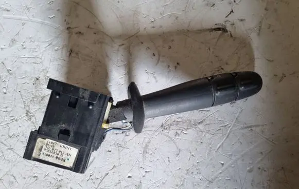 Opel Vivaro Wiper control stalk 8200490948