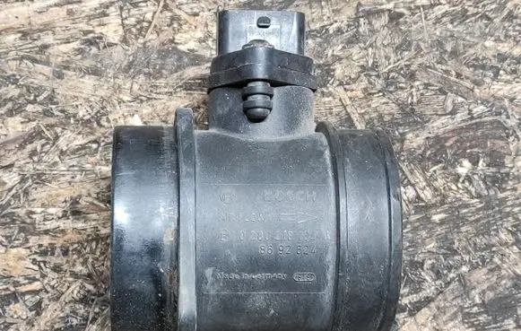 Volvo S40 Mass air flow meter 0280218134