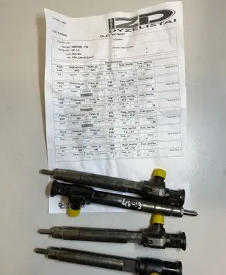 Fuel injectors set