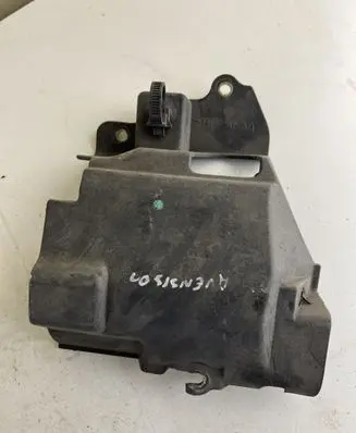 Toyota Avensis T220 Other engine bay part