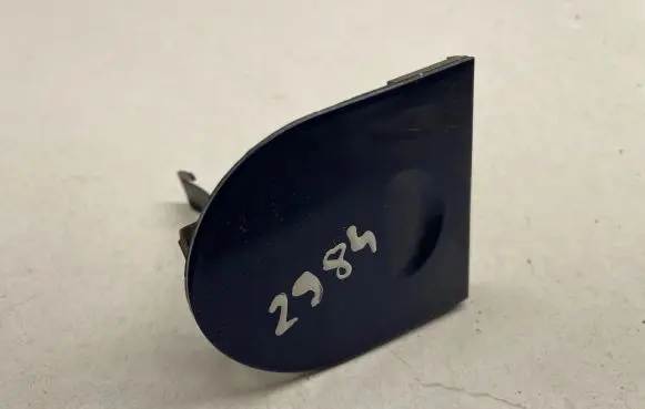 Opel Zafira A Front tow hook cap/cover 09270119
