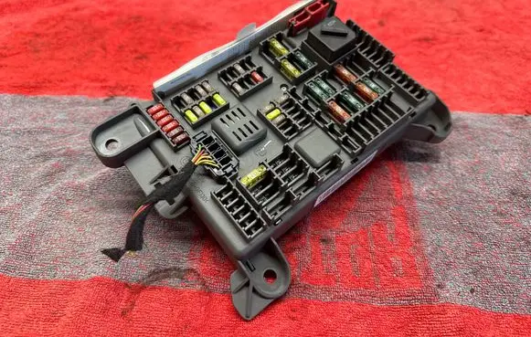 BMW X5 E70 Fuse module 518954021A 038020