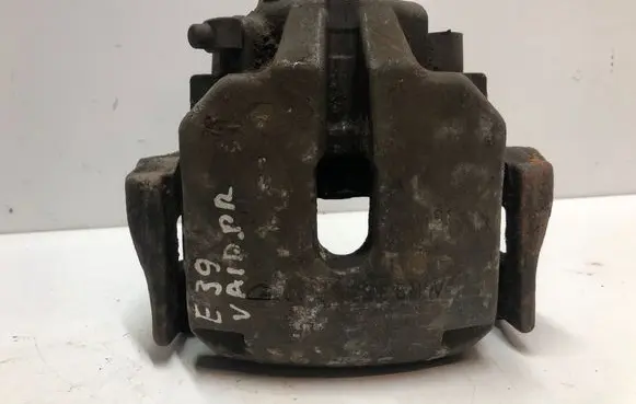 BMW 5 E39 Front brake caliper