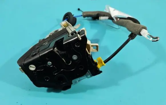 Audi A8 S8 D4 4H Rear door lock 8K0839015C IMPRK1409284