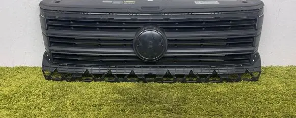 Volkswagen Crafter Front grill 7c0853663