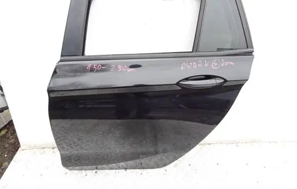 Opel Astra K Rear door 