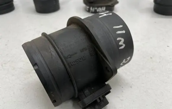 Audi A4 S4 B8 8K Mass air flow meter 0281002956 03L906461A