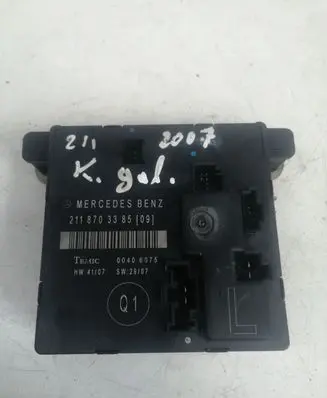 Mercedes-Benz E W211 Door control unit/module 2118703385 211870338509