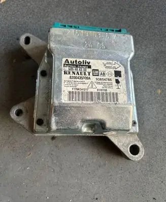 Renault Trafic II (X83) Airbag control unit/module 8200435339A 93854786 605488300